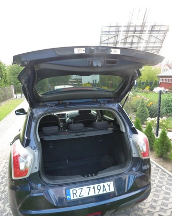 SsangYong Tivoli cena 39700 przebieg: 108820, rok produkcji 2016 z Rzeszów małe 191